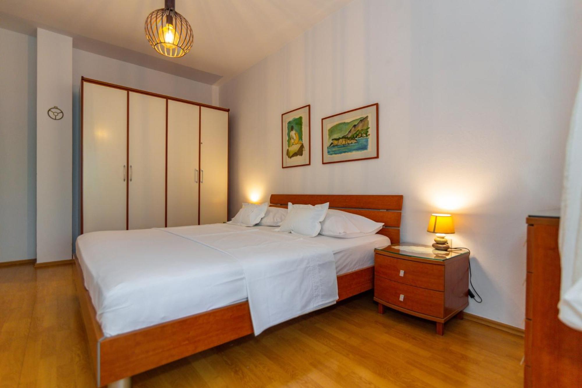 City Center Ana Apartments Makarska Exterior photo